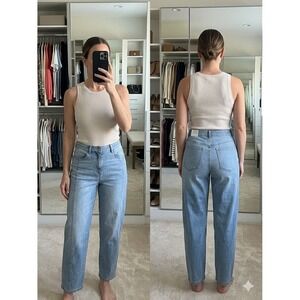 NWT Talbots Relaxed Barrel Jeans 8 Light Wash High Rise Trendy Horseshoe Leg